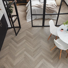 Load image into Gallery viewer, *SPRING CLEARANCE* Karndean Knight Tile Parquet - Grey Studio Oak SM-KP152 x3 BOX BUNDLE
