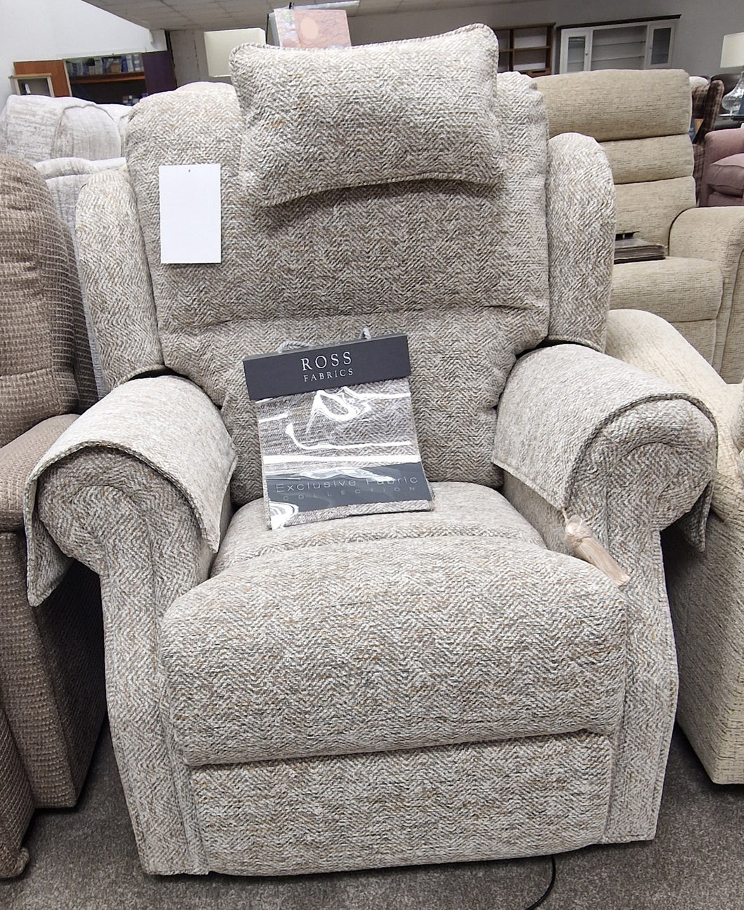 Richmond Power Recliner *STAR BUY*