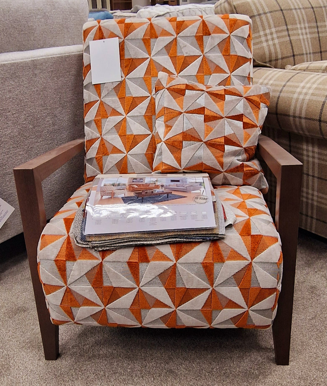 *SPRING CLEARANCE* Africa Accent Chair