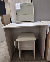 Load image into Gallery viewer, *CLEARANCE* Heart Single Dresser - Vario Light Artwood
