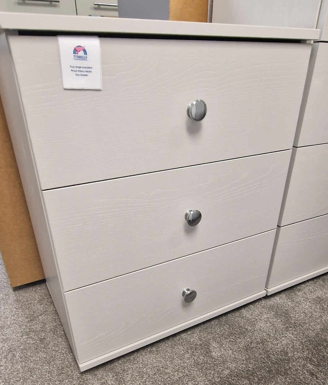 *SPRING CLEARANCE* Heart 3 Drawer Midi Chest - Stone Grey