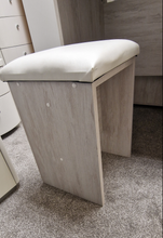 Load image into Gallery viewer, *CLEARANCE* Heart Stool - Light Artwood

