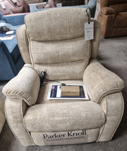 Load image into Gallery viewer, *SPRING CLEARANCE* Parker Knoll Michigan Suite - Athena Sand
