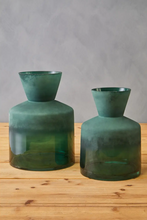 Load image into Gallery viewer, Baila Vase Collection - Green

