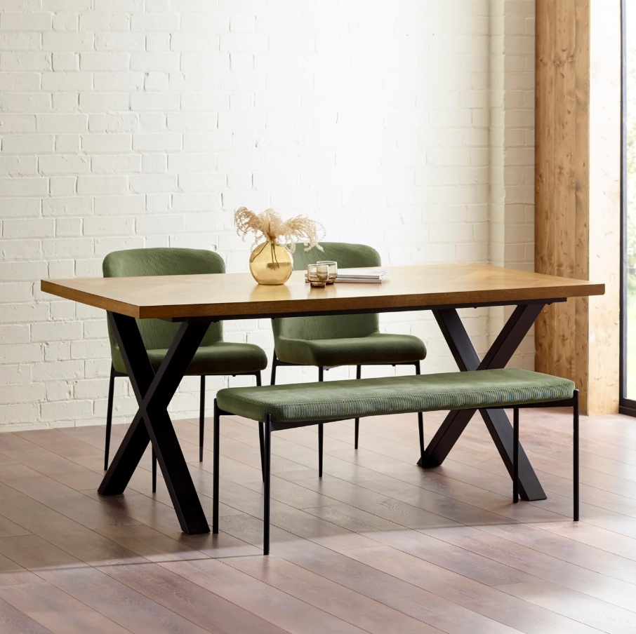 Aron Dining Table
