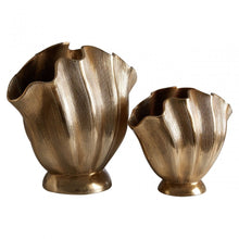 Load image into Gallery viewer, Estrella Fluted Vase Collection
