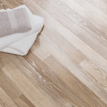 Load image into Gallery viewer, *CLEARANCE* Karndean Da Vinci - Limed Linen Oak RP98 x2 BOX BUNDLE
