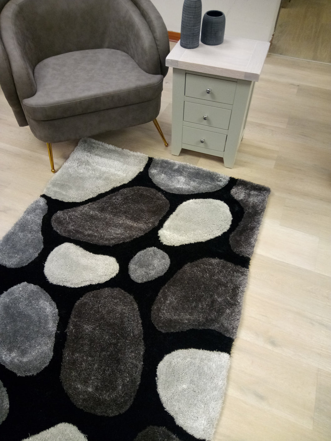 Handmade Rugs 3D Carved Stepping Stones rug 120cm x 170cm.