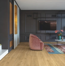 Load image into Gallery viewer, Quickstep Capture Laminate Flooring - Brushed Oak Warm Natural
