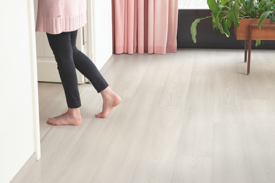 Quickstep Capture Laminate Flooring - White Premium Oak