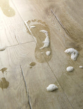 Load image into Gallery viewer, Quickstep Largo Impressive Flooring - Classic Oak Beige

